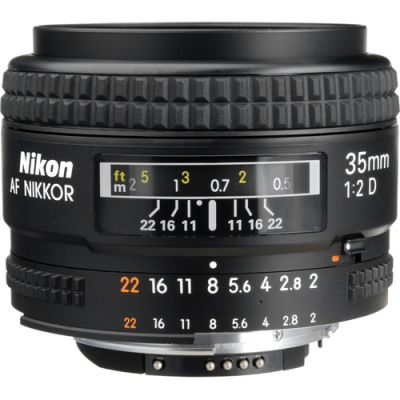 Nikon AF 35mm f/2 D