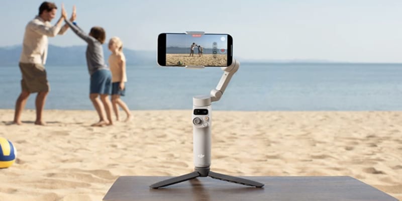 DJI Osmo Mobile 7 cho phép điều khiển từ xa