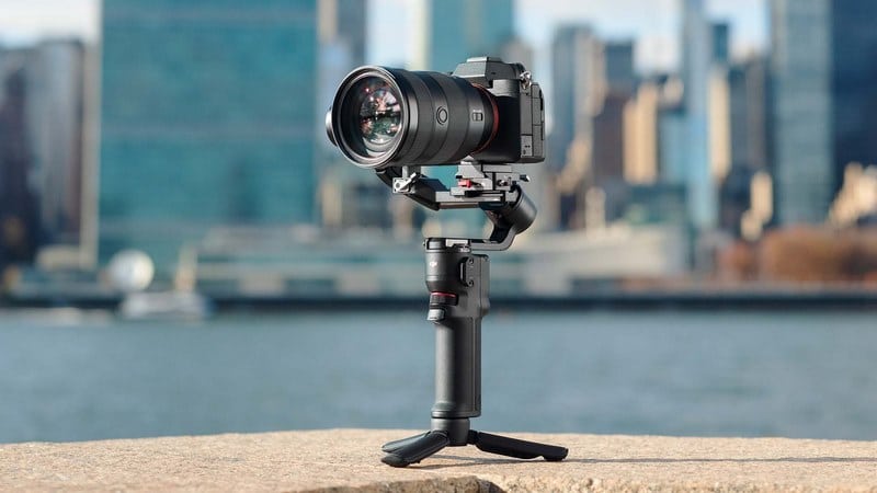 Gimbal có tích hợp ứng dụng tiện lợi cho điều khiển