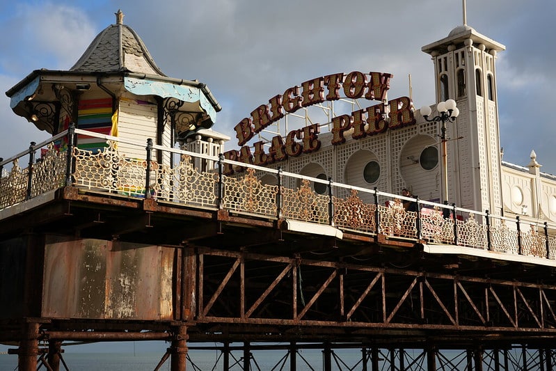 Hỗ trợ lấy nét thủ công, dễ điều khiển