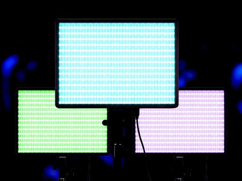 Đèn amaran Pano 120c Kit (Charcoal)