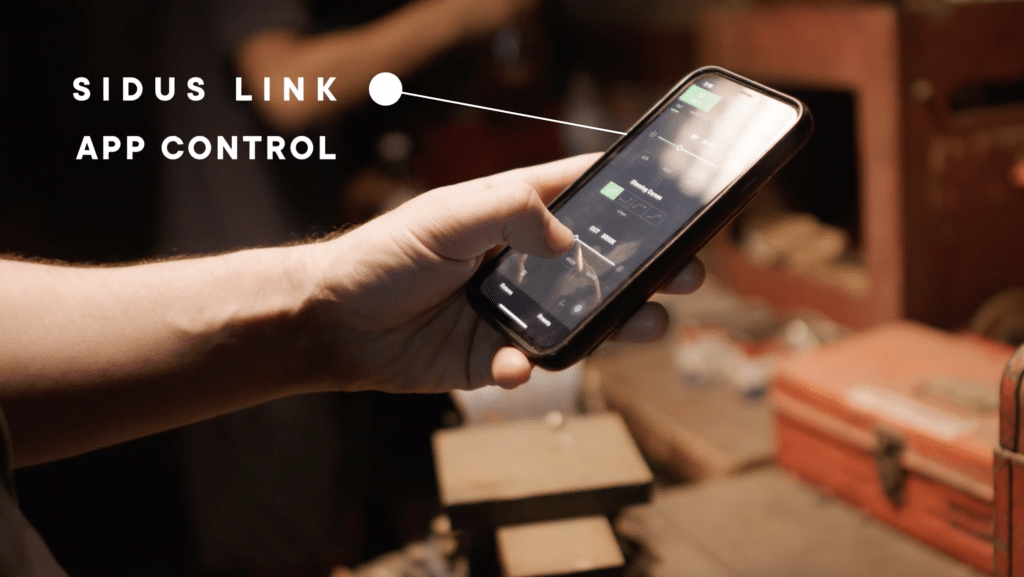 Đèn Vải amaran F22x Bi Color LED Mat (V-Mount, 2 x 2′)