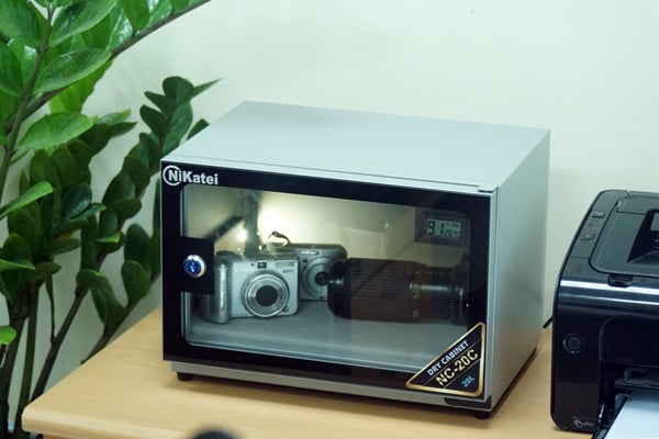 Tủ chống ẩm cao cấp Nikatei NC-20C Silver Plus