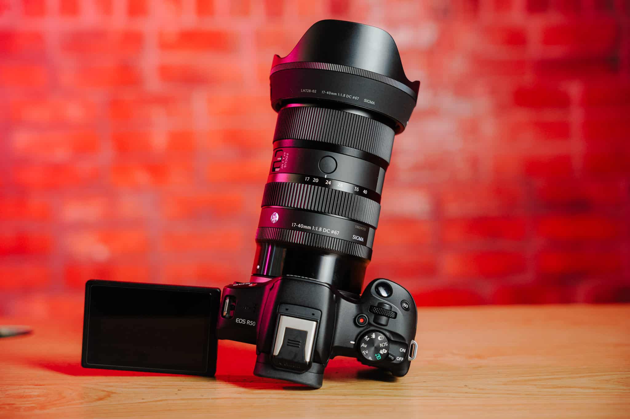 Ống kính Sigma 17-40mm F1.8 DC Art ngàm Canon RF